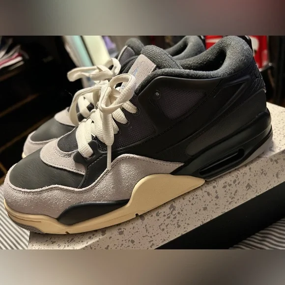 #Exclusive #Jordan4 #RM #IronGrey #Size 10 #WithBox #LikeNew - Picture 4 of 11